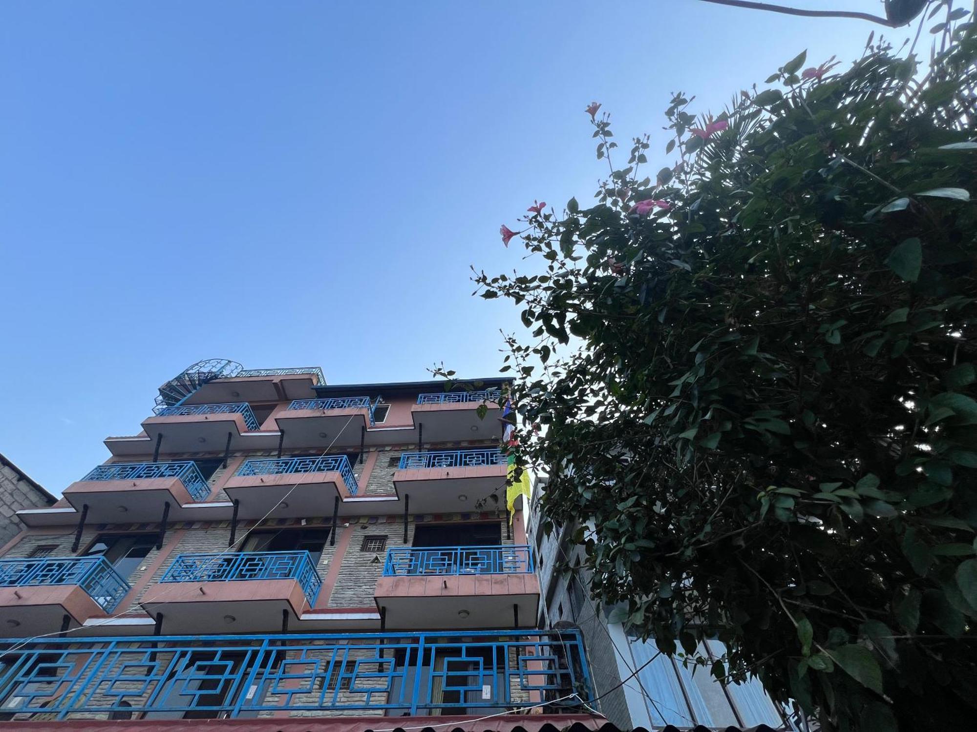 Little Pilgrim Family Lodge Pokhara Exterior foto